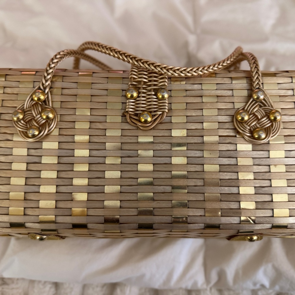 Elegant Gold Woven Women's Bag